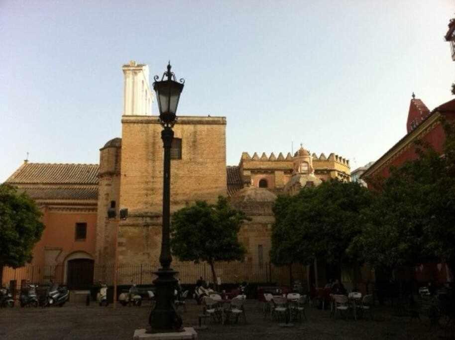 Enjoy Life Sevilla Buitenkant foto
